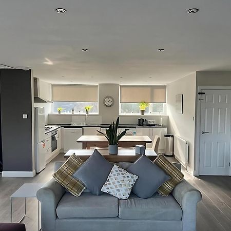 Spacious 2 Bed Ribble Valley Apartment Блэкберн Экстерьер фото