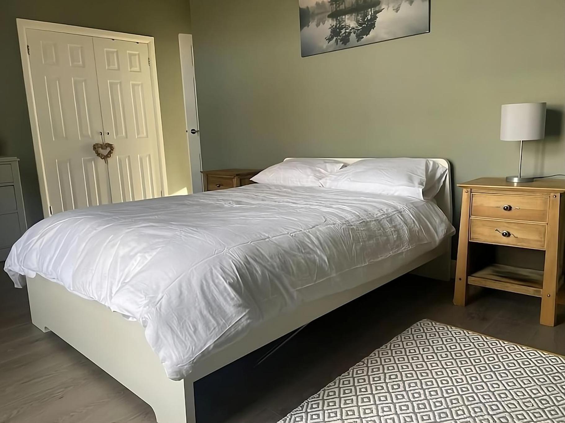 Spacious 2 Bed Ribble Valley Apartment Блэкберн Экстерьер фото